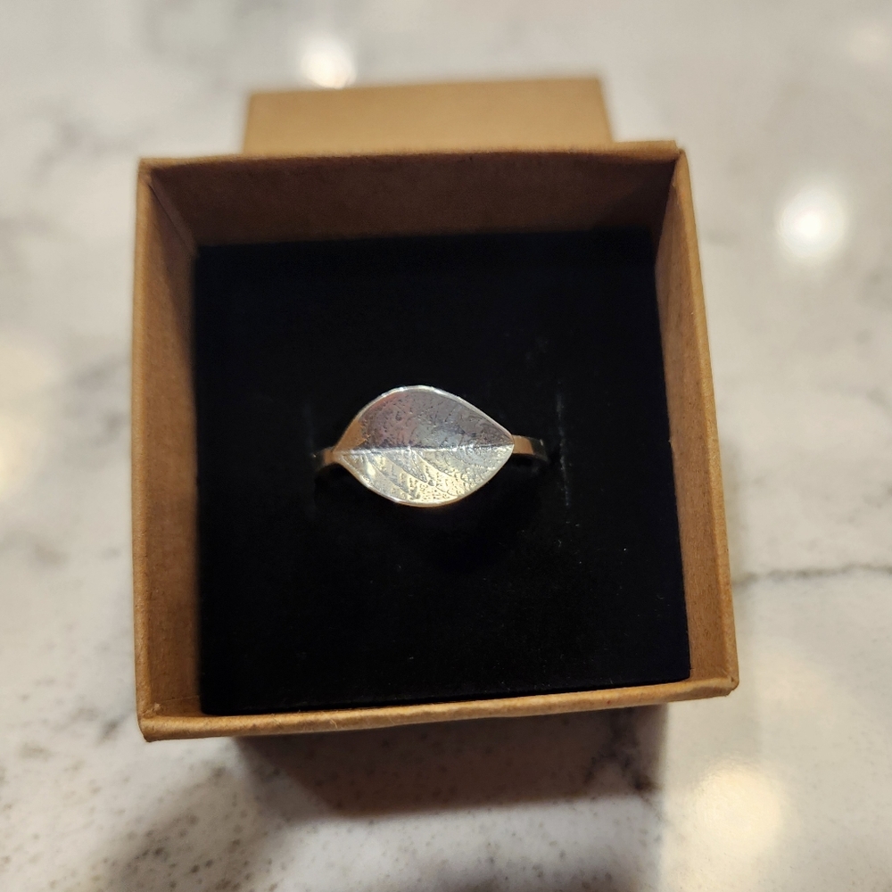 New Sterling Silver Adjustable-Size Leaf Ring - image 1